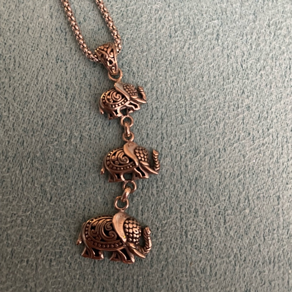 Elephant necklace